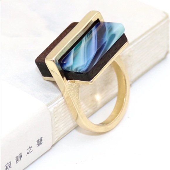 Multicolored Stone Statement Rings - Picture 2 of 12